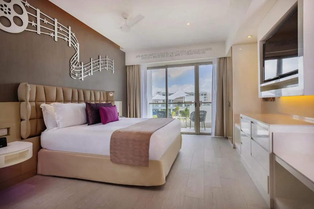SUITE PREMIER Room, Planet Hollywood Cancun by Royalton, Cancun Area