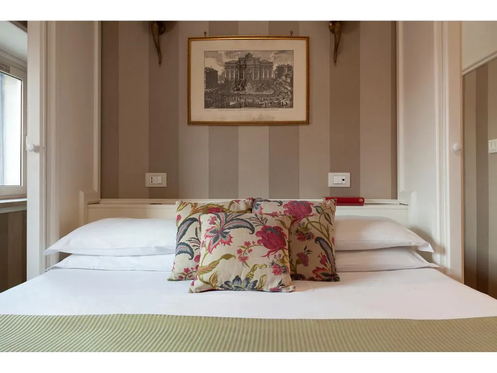DOUBLE STANDARD Room, Hotel Kennedy, Rome