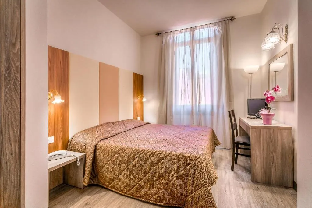 Room, Hotel Arno Bellariva, Florence
