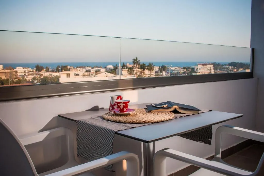 Room, Malibu Boutique, Rhodes