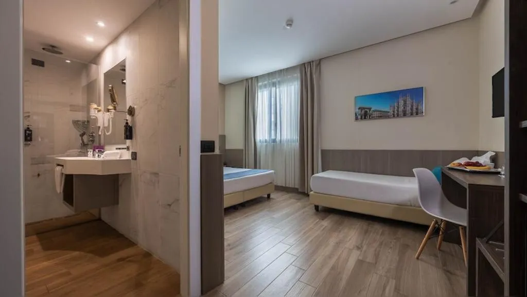 TRIPLE DELUXE Room, iH Hotels Milano St. John, Milan