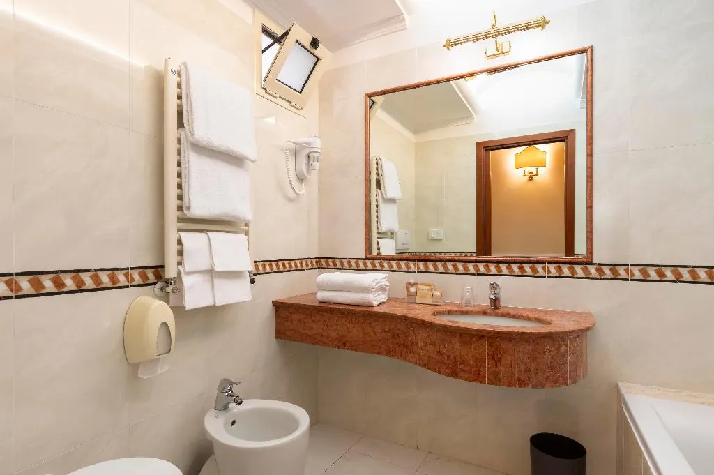 SUITE SUPERIOR Room, Hiberia, Rome