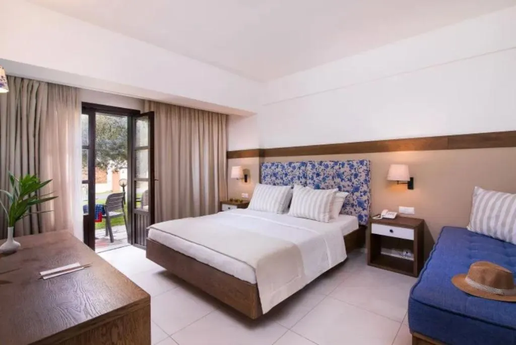 SUITE PREMIUM TWO BEDROOMS Room, Simantro Resort, Halkidiki