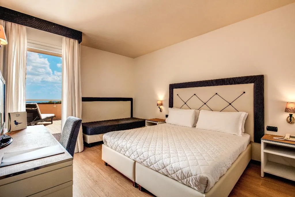 Double or Twin CLASSIC Room, Demidoff Country Resort, Florence