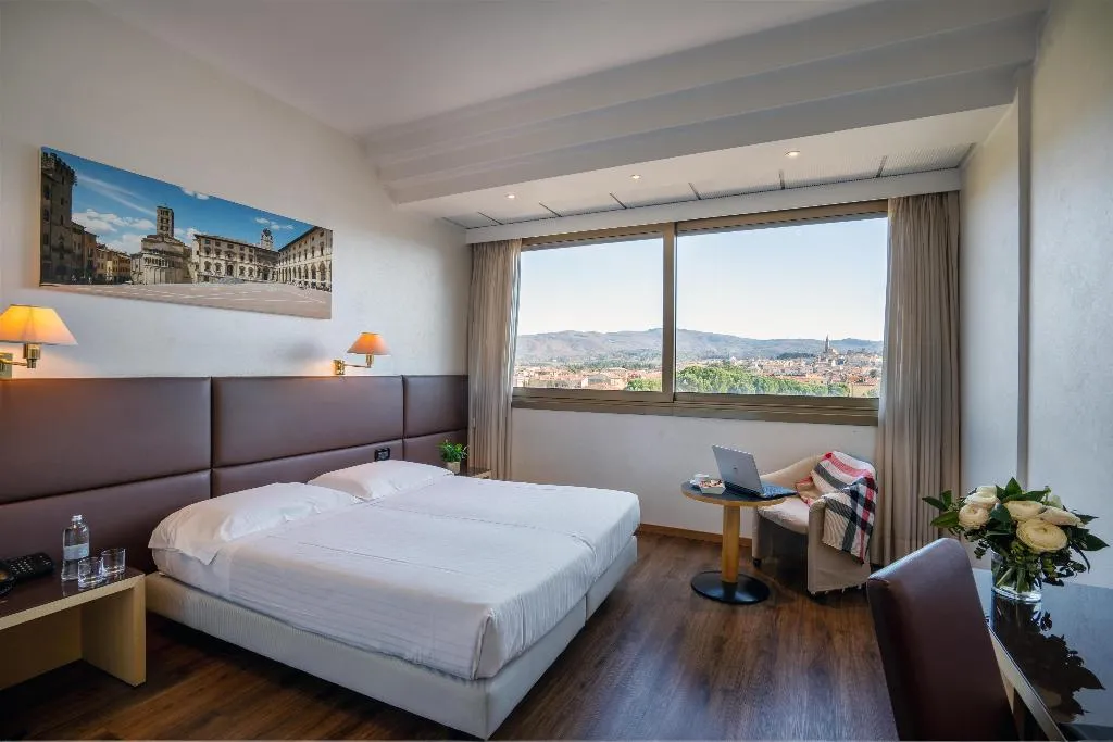 Room, Minerva, Florence