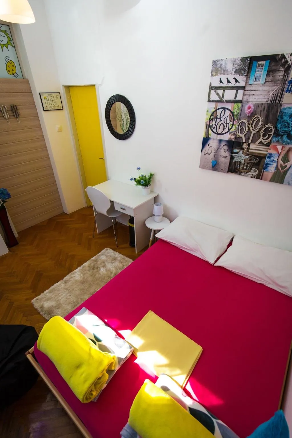 Room, Crazy House Hostel Pula, Istria
