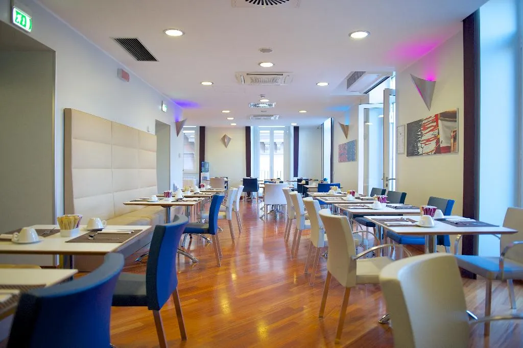 Restaurant, Mercure Napoli Centro Angioino, Naples