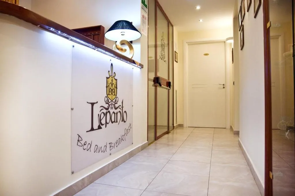 Lobby, B&B Lepanto, Catania