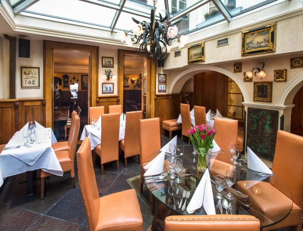 Restaurant, Hotel U Zlatého Stromu Prague by BHG, Prague