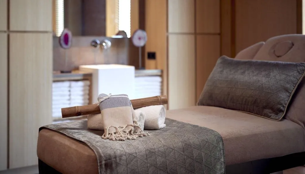 Sports and Entertainment, Hotel Jakarta Amsterdam, Amsterdam