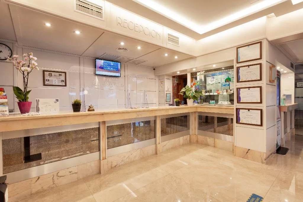 Lobby, Amoros, Majorca