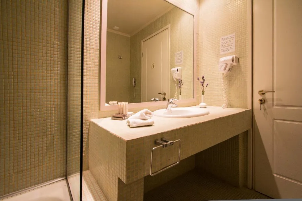 Double or Twin CLASSIC SEA VIEW Room, Mabely Grand hotel, Zante