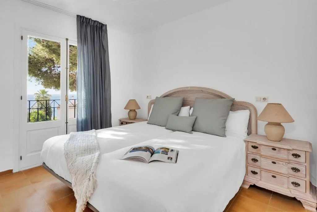 APARTMENT TWO BEDS Room, Ona Cala Pi Club, Majorca
