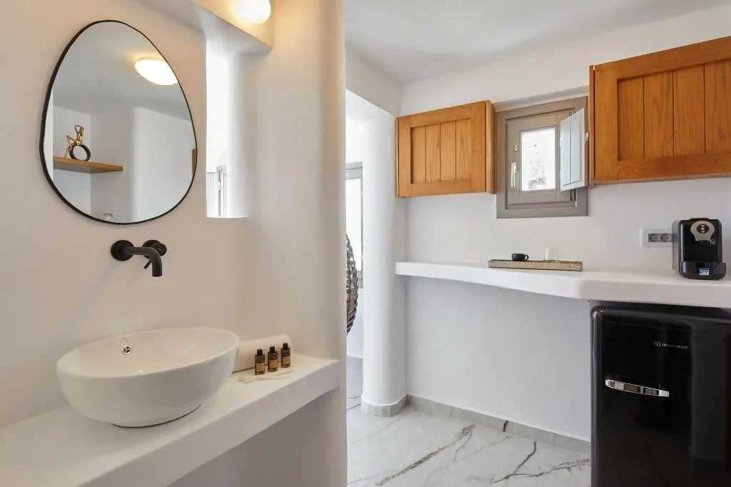 Room, Allure Breeze Suites, Santorini