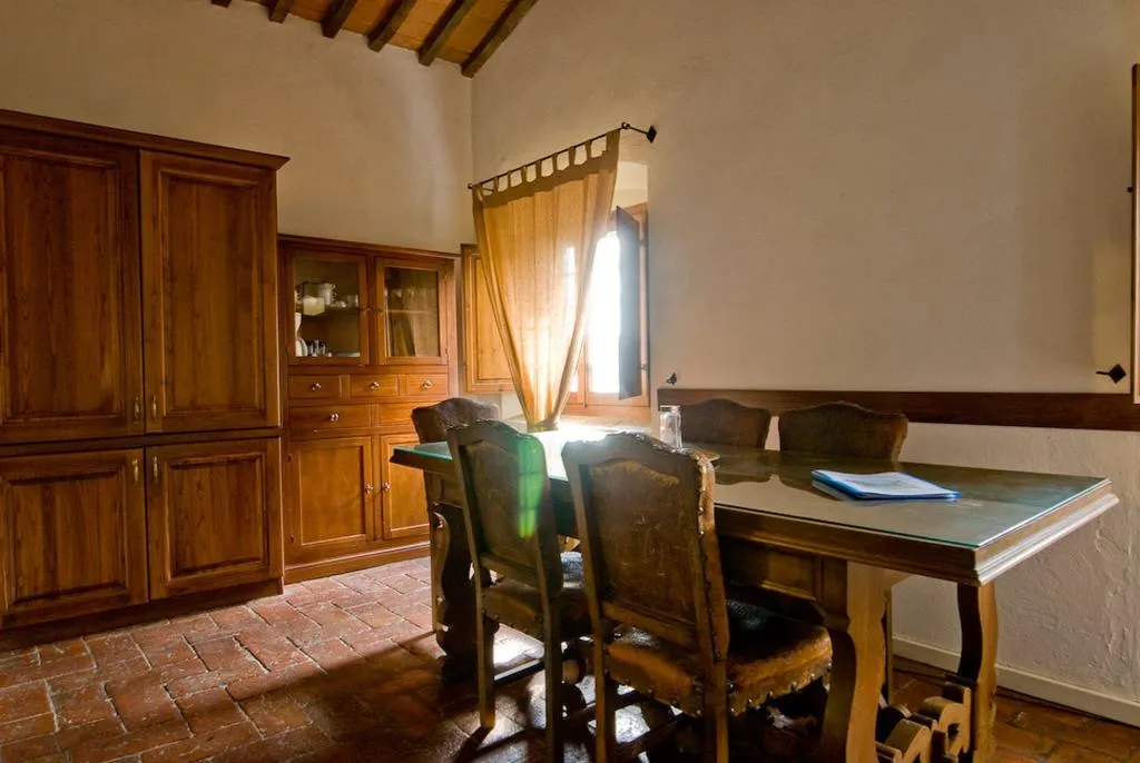 APARTMENT CAPACITY 3 Room, Antico Casale di Montegualandro & SPA, Perugia