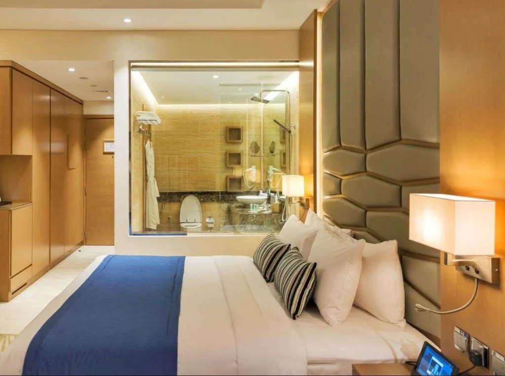 Room, Canal Central Hotel, Dubai