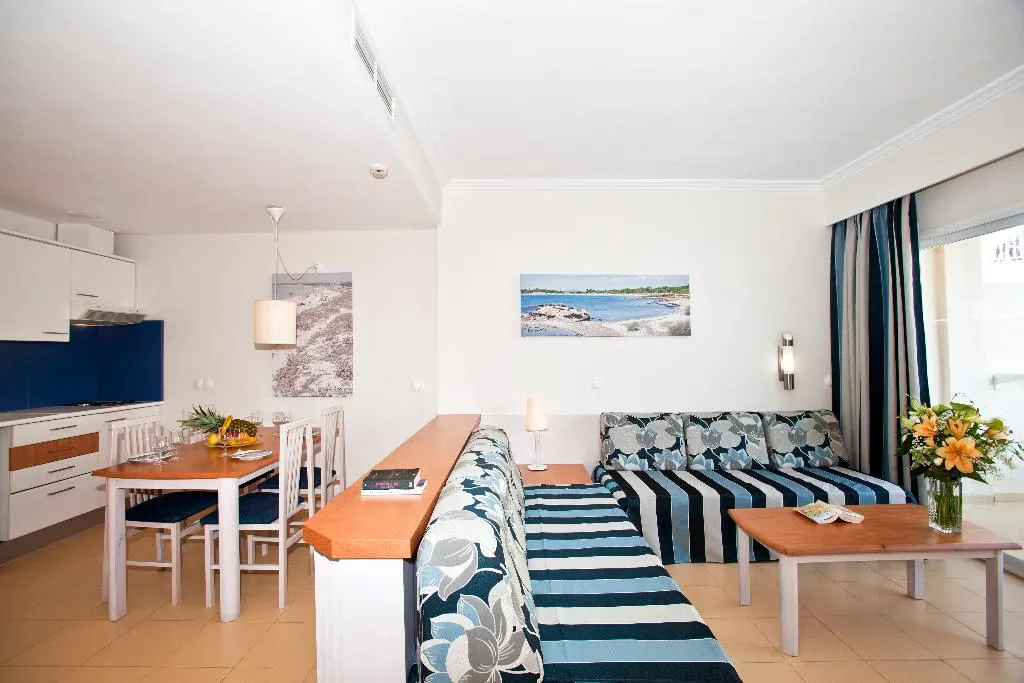APARTMENT CAPACITY 2 Room, Aparthotel Isla de Cabrera, Majorca