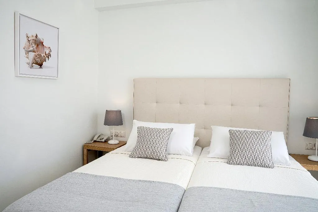 Double or Twin GARDEN VIEW Room, Maritimo Beach Hotel, Crete