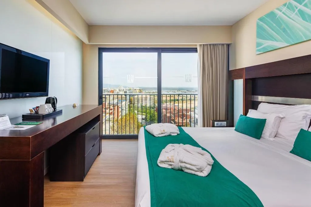SUITE RIVER VIEW Room, Jupiter Algarve Hotel – Beach & Spa, Algarve