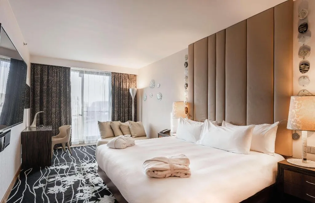 SUITE RIVER VIEW Room, Hilton Gdansk, Gdansk