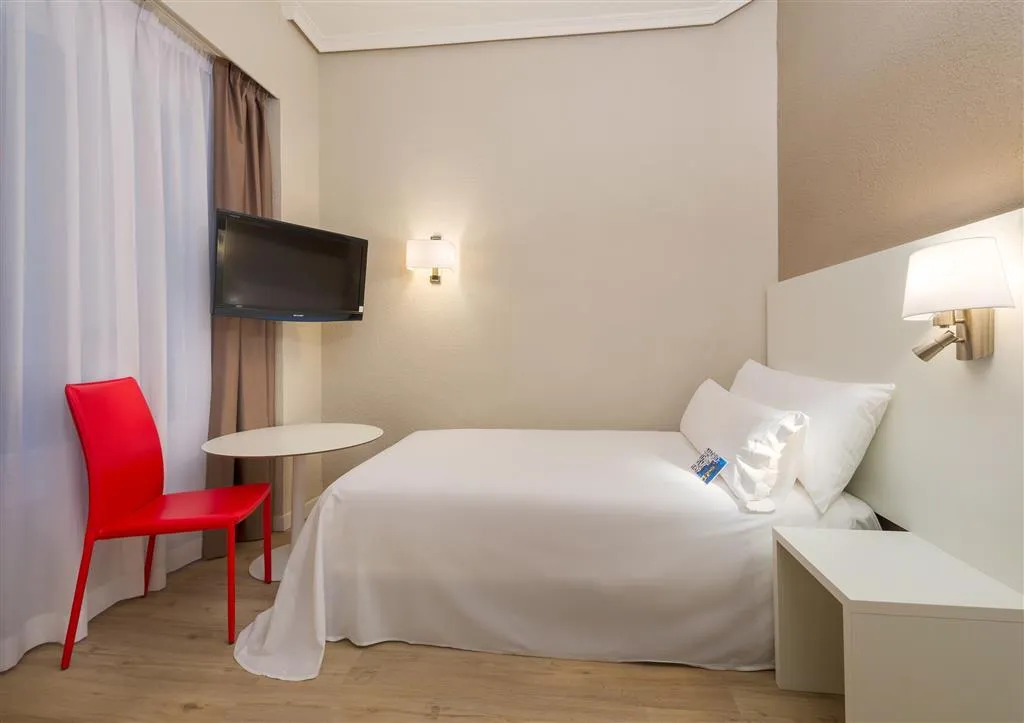 Room, Zel Madrid, Madrid