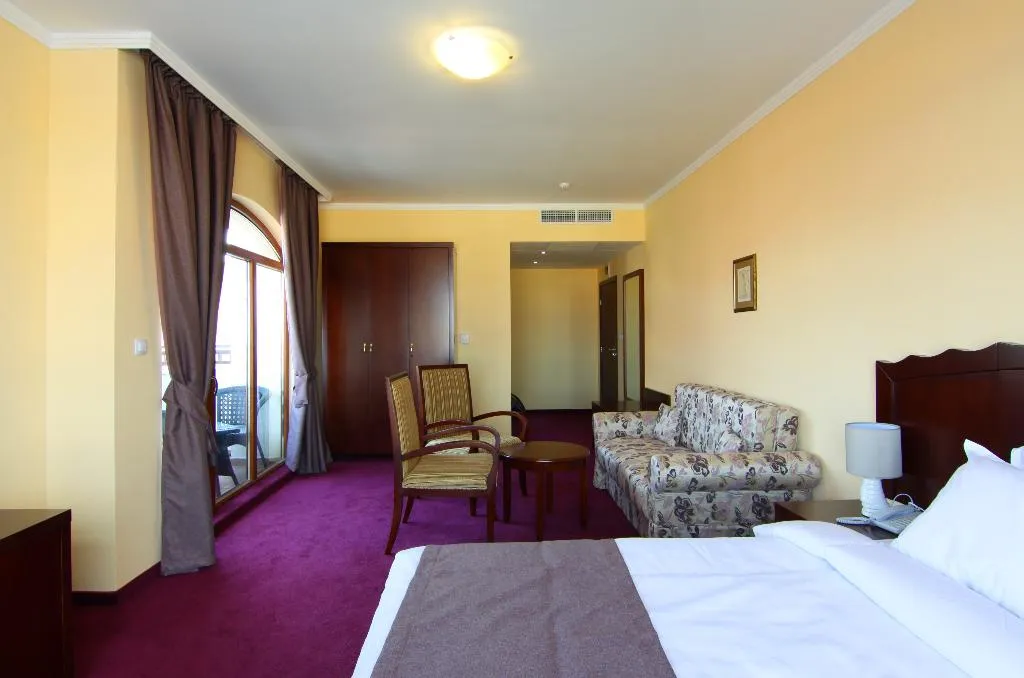 JUNIOR SUITE STANDARD Room, The Vineyards Spa Resort, Bourgas