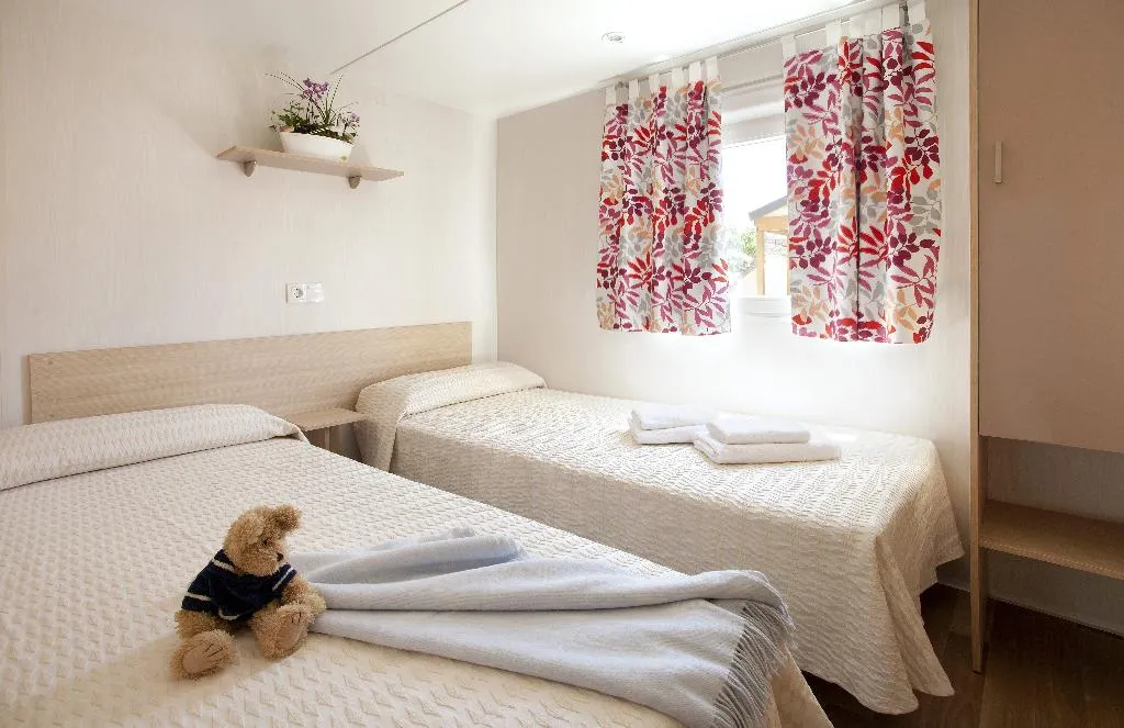 VILLA BASIC Room, La Siesta Salou Resort Camping, Costa Dorada