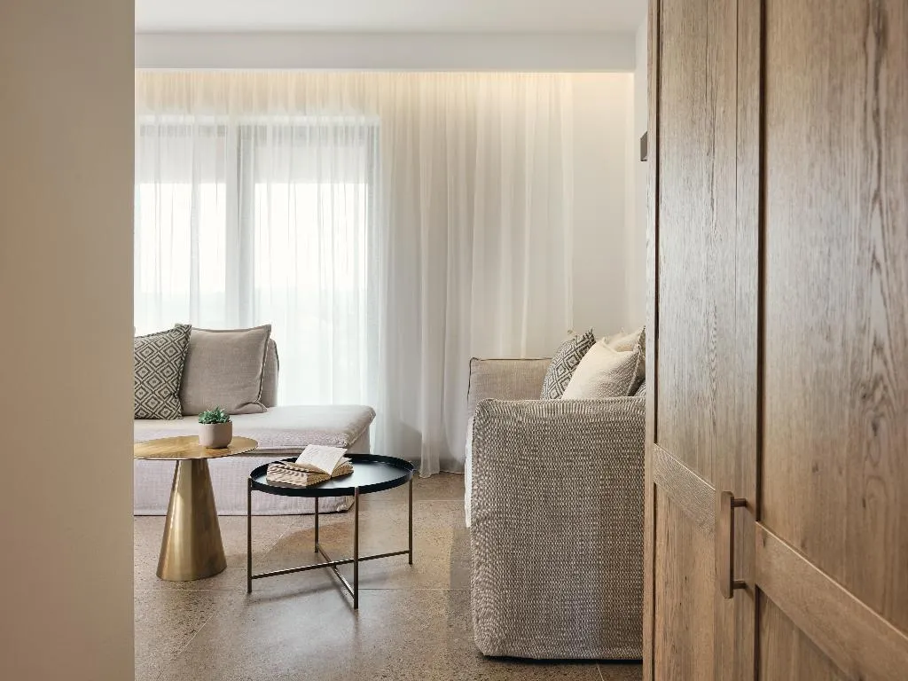 SUITE CAPACITY 4 Room, Contessina Hotel, Zante