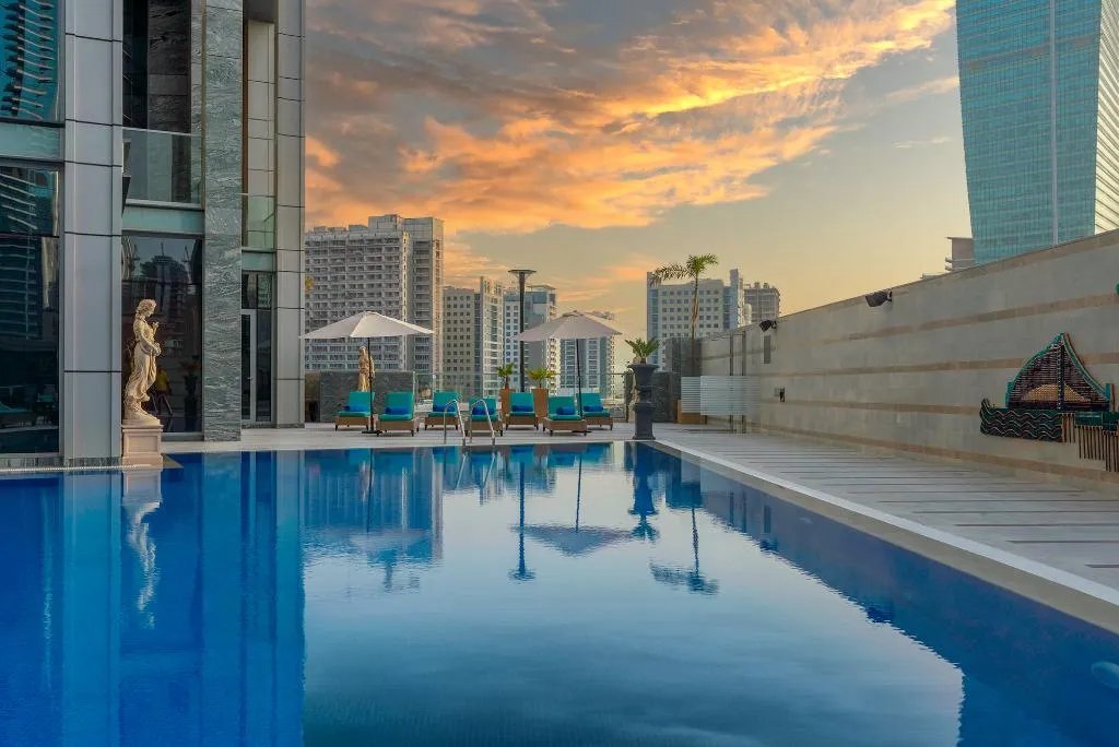 Pool, Renaissance Business Bay Hotel, Dubai, Dubai