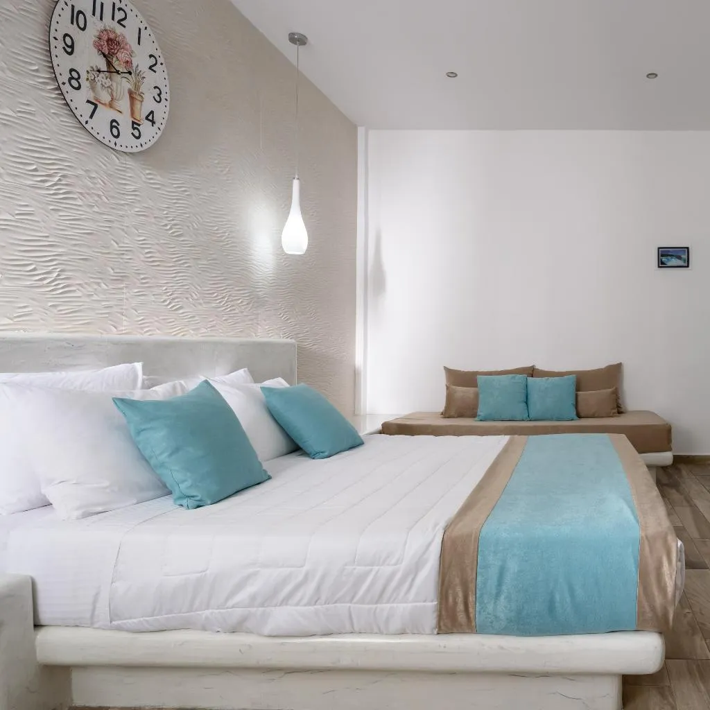 JUNIOR SUITE STANDARD Room, Oasis Suites Fira, Santorini