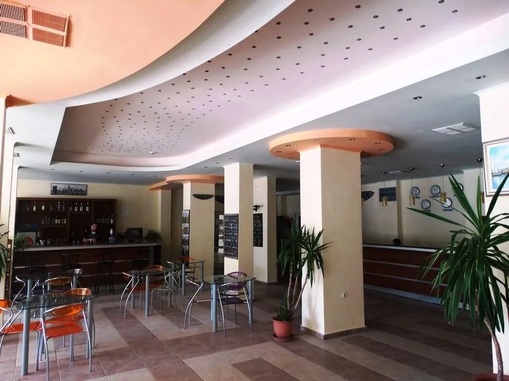 Lobby, Dana Park, Varna