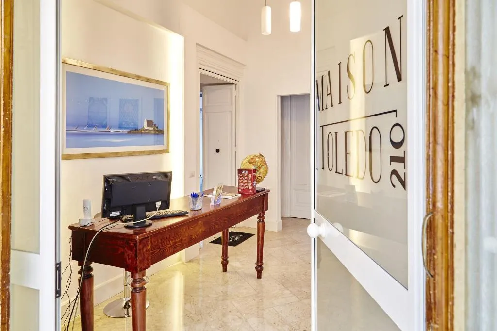 Lobby, Maison Toledo 210, Naples