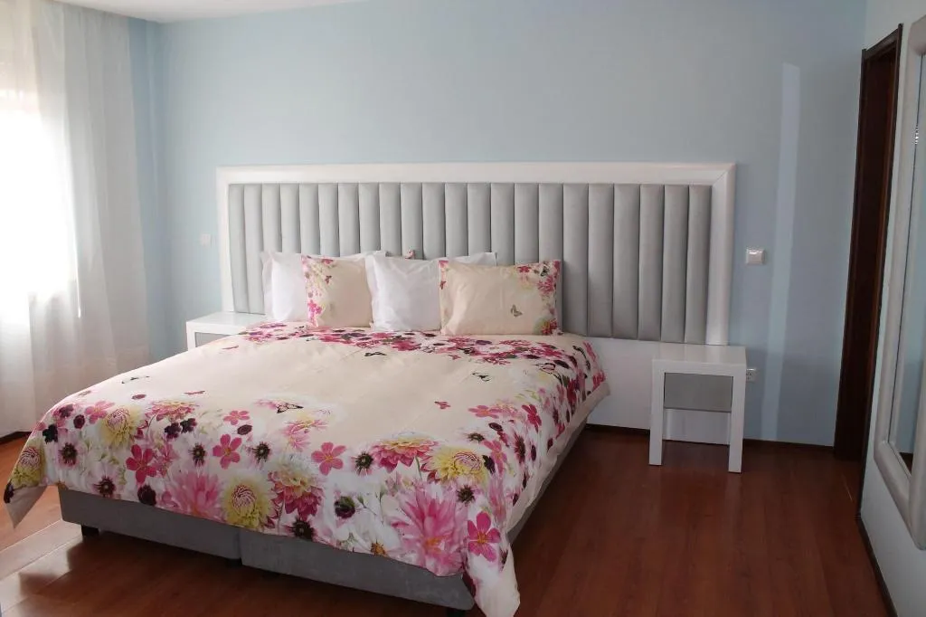 Room, Grande Oceano Guest House, Porto