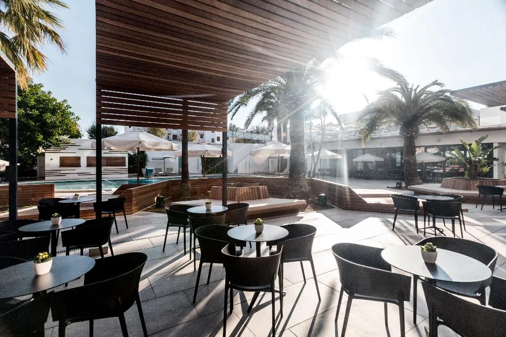 Terrace, Hotel Bordoy Alcudia Port Suites, Majorca