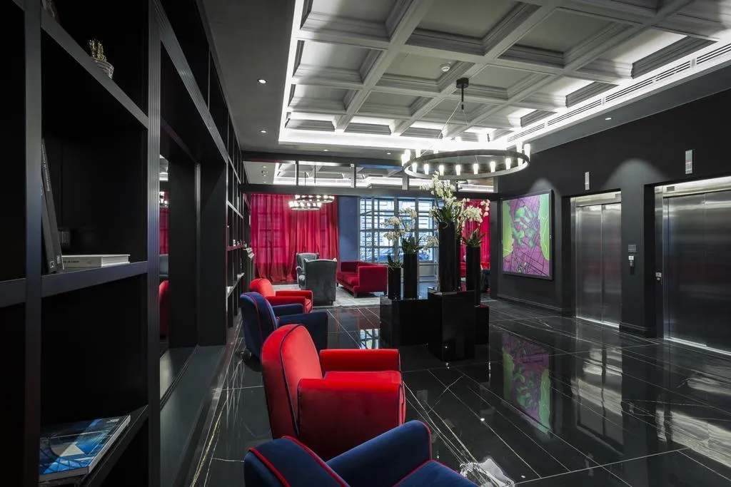 Lobby, Palazzo Cornalia, Milan
