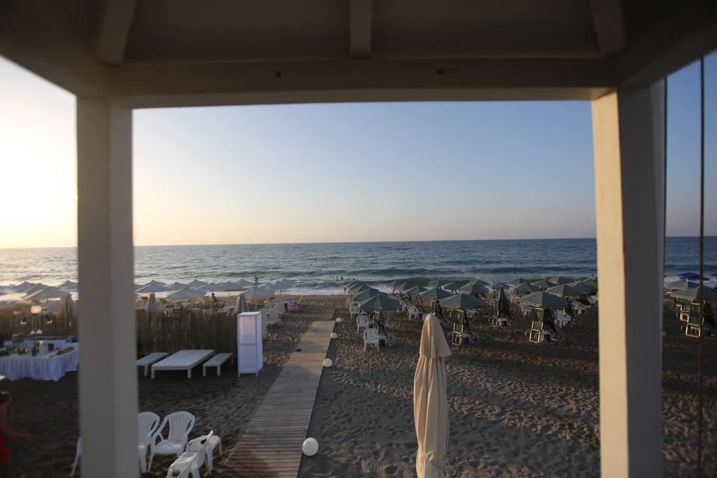 Beach, Bueno Hotel, Crete