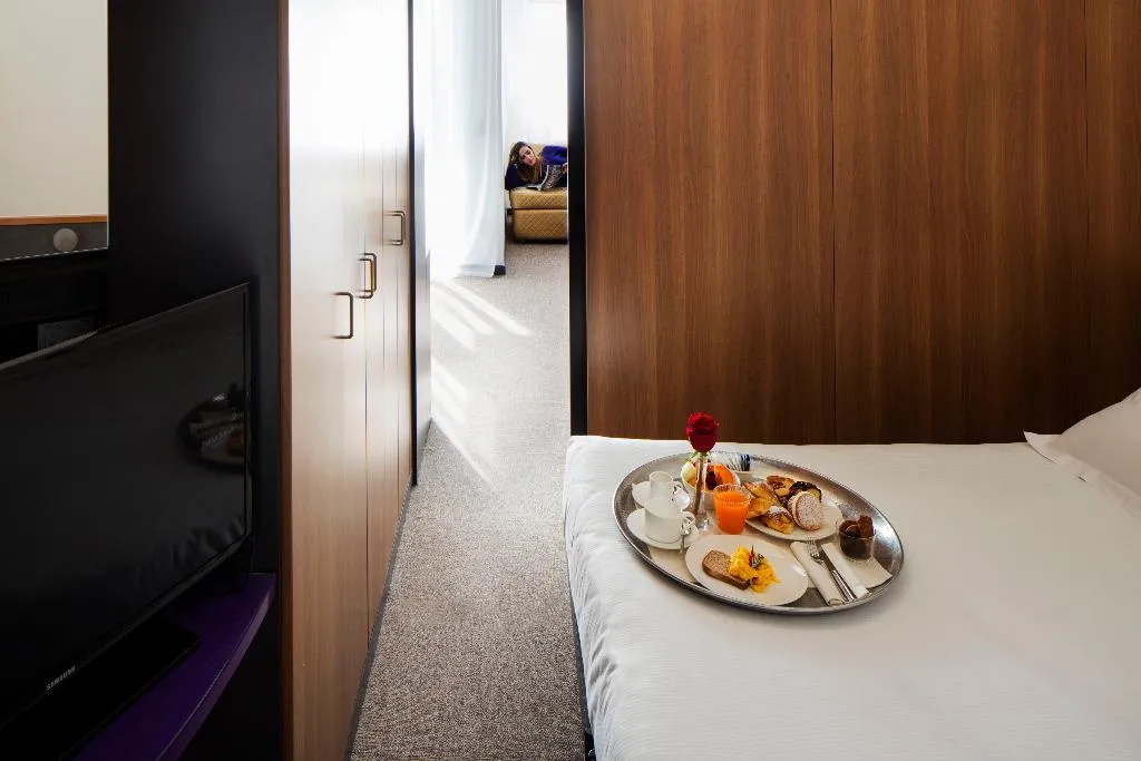 QUADRUPLE STANDARD Room, Hotel Ripa Roma, Rome