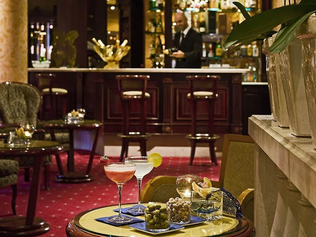 Bar, Papadopoli Hotel Venezia - MGallery Collection, Venice