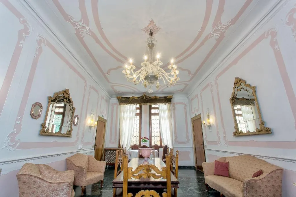 General view, Locanda Novo, Venice