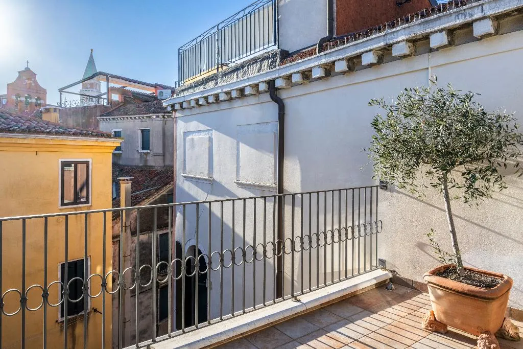 DOUBLE WITH TERRACE WITH VIEWS Room, Casa Verardo - Residenza D'Epoca, Venice