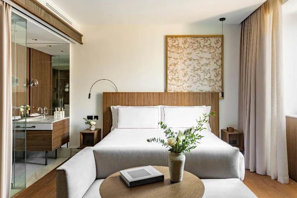 DOUBLE KING SIZE BED Room, Palazzo Cordusio A Gran Melia Hotel, Naples