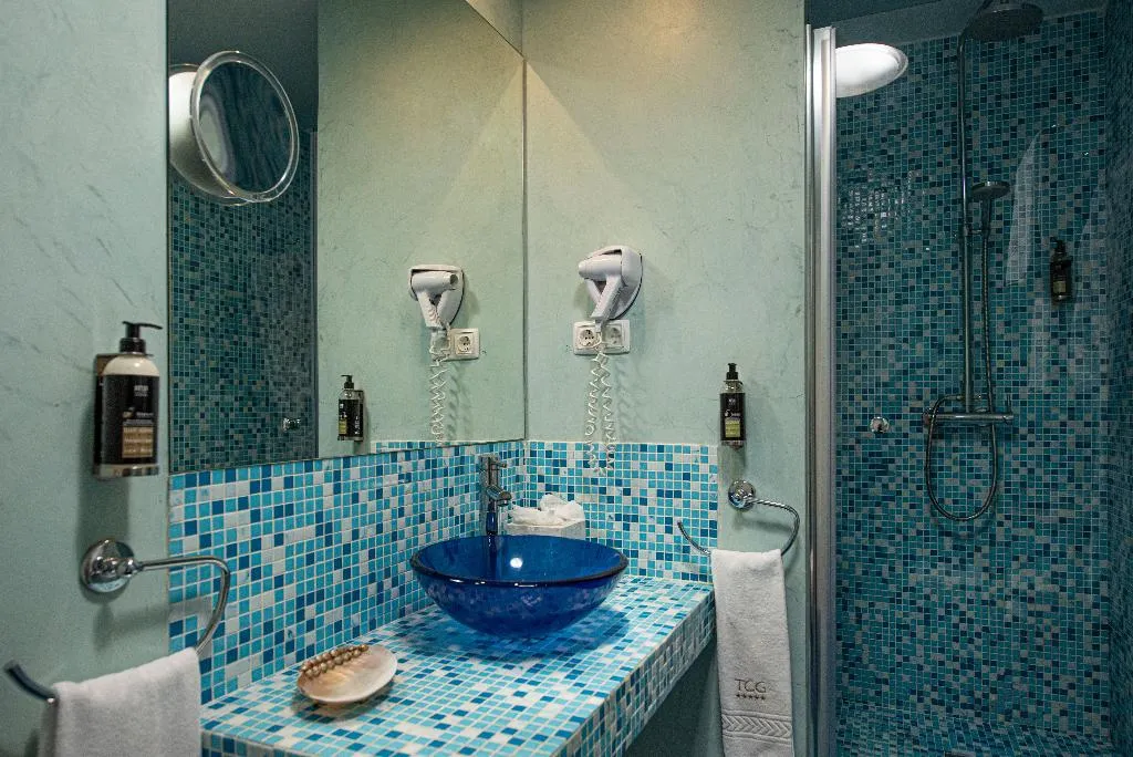 TWIN POOL VIEW Room, The Charm of Cascais, Lisbon