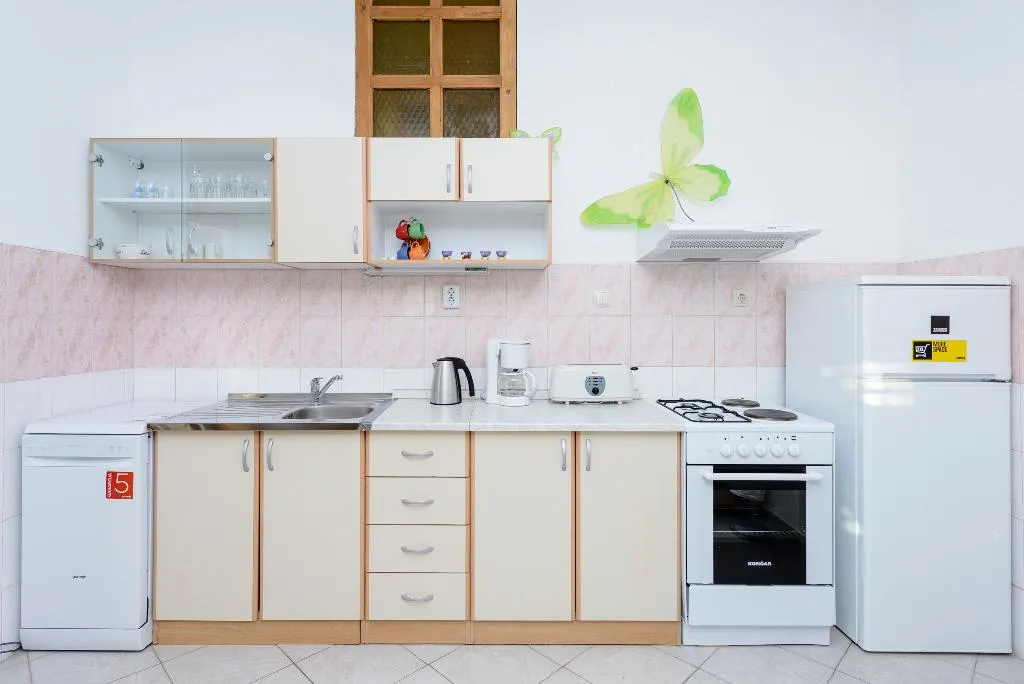 APARTMENT TWO BEDROOMS WITH TERRACE Room, Apartments Matusko, Dubrovnik