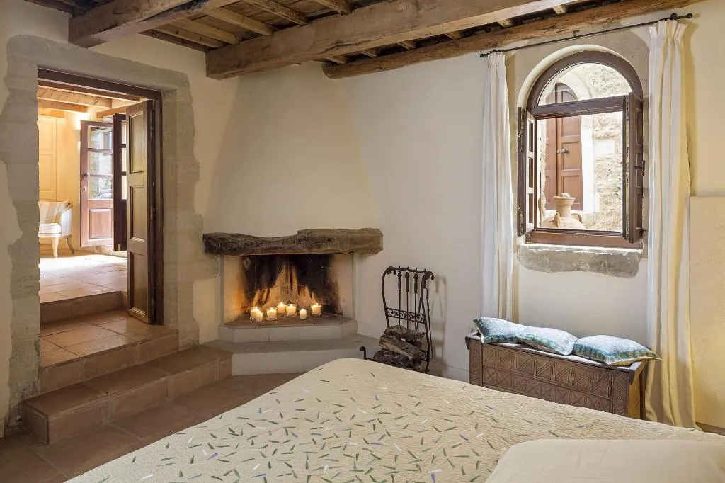 Room, Kapsaliana Village Hotel, Crete