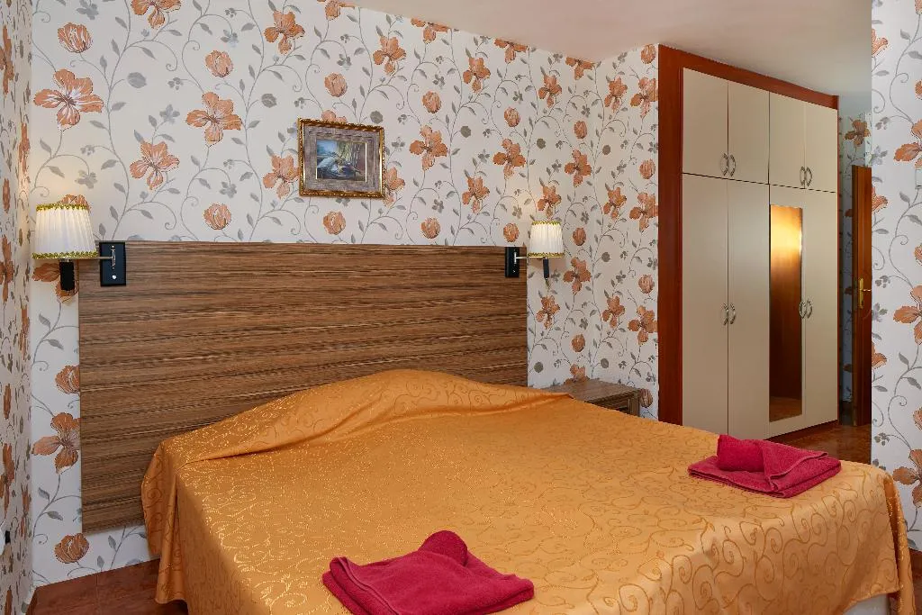Room, Yantra Hotel, Bourgas