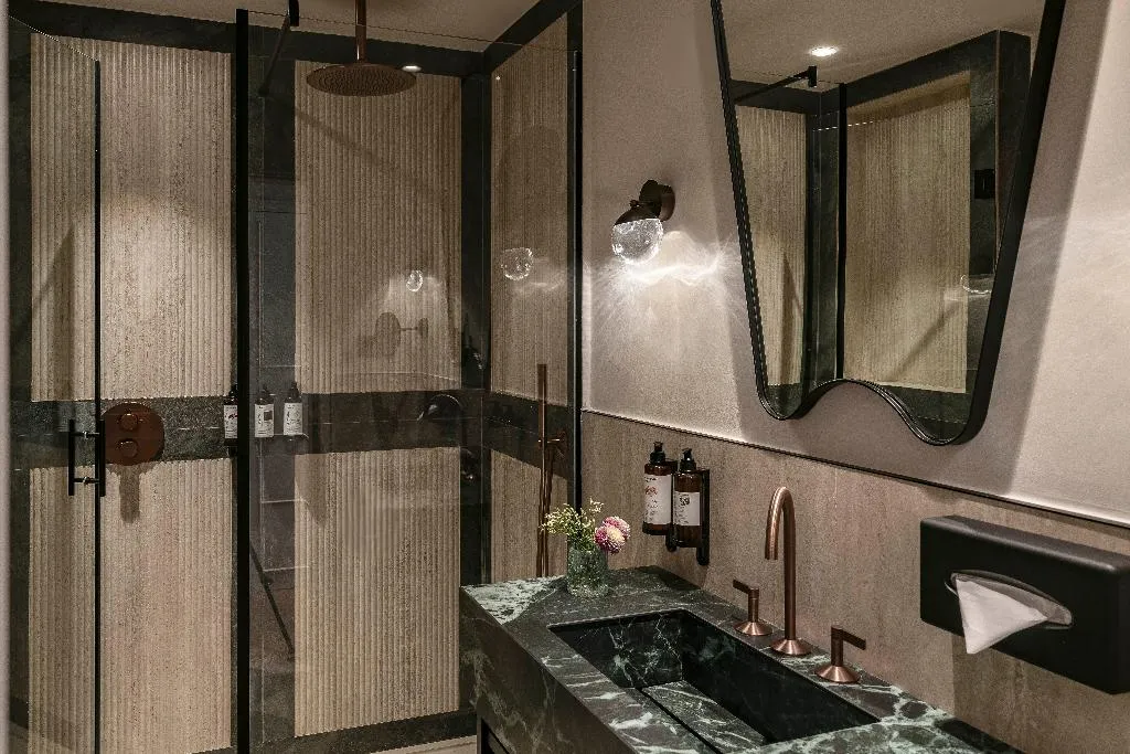 DOUBLE STANDARD Room, Vincci Madrid Centrum, Madrid