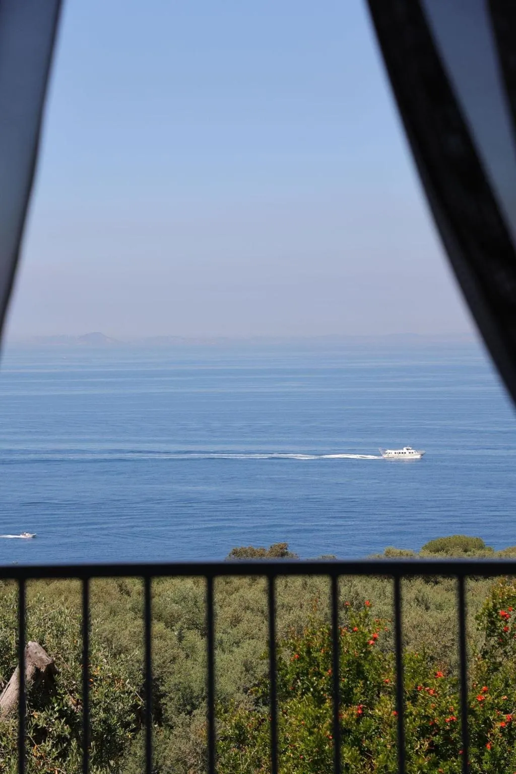 Room, Villa Puolo - With Private Sea Access, Naples