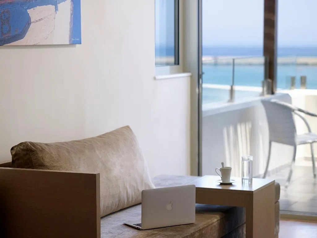 SUITE DELUXE SUPERIOR Room, Kriti Beach, Crete
