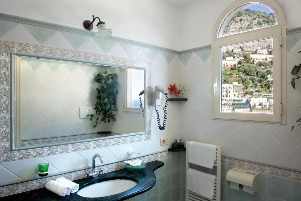 Room, Hotel Reginella Positano, Naples