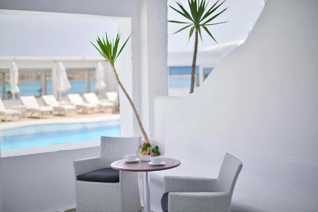 JUNIOR SUITE STANDARD Room, Petinos Beach, Mykonos